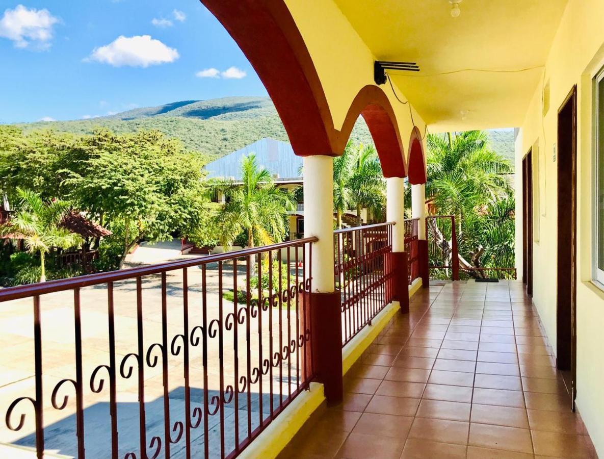 Hotel Y Restaurante Villas Del Sol جالبان المظهر الخارجي الصورة