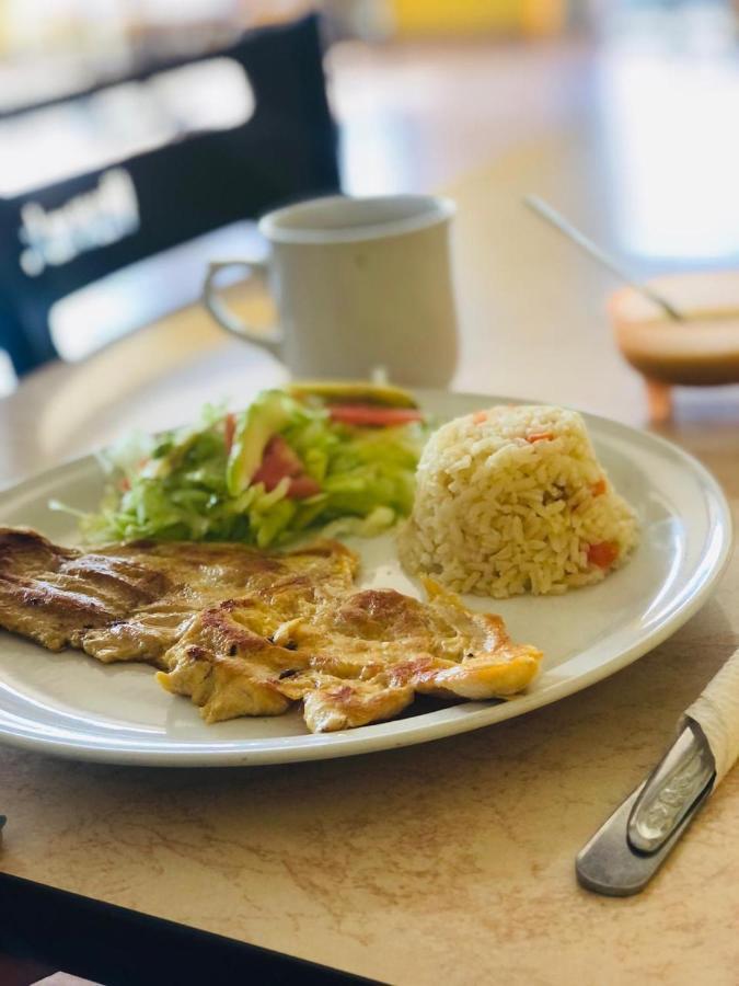 Hotel Y Restaurante Villas Del Sol جالبان المظهر الخارجي الصورة